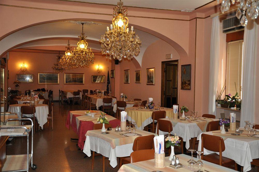 Albergo Ristorante Pomodoro Omegna Exterior photo